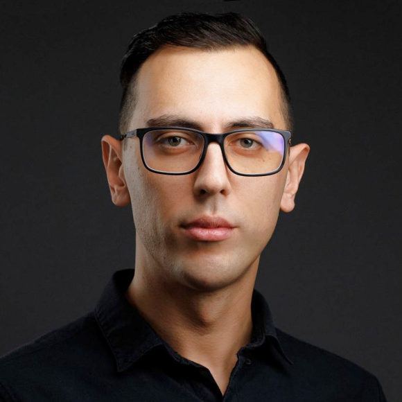 Артем Казаков