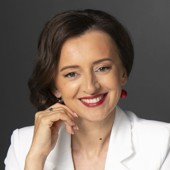 Юлия Старостина