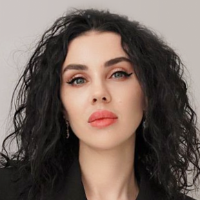 Алина Абдулова