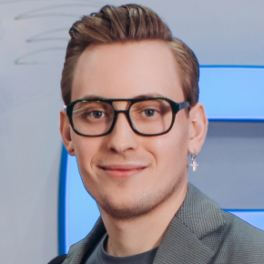 Андрей Смирнов
