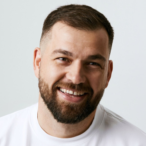 Александр Долгов