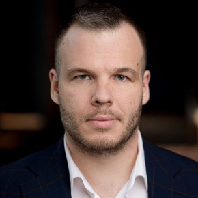 Максим Корниенко