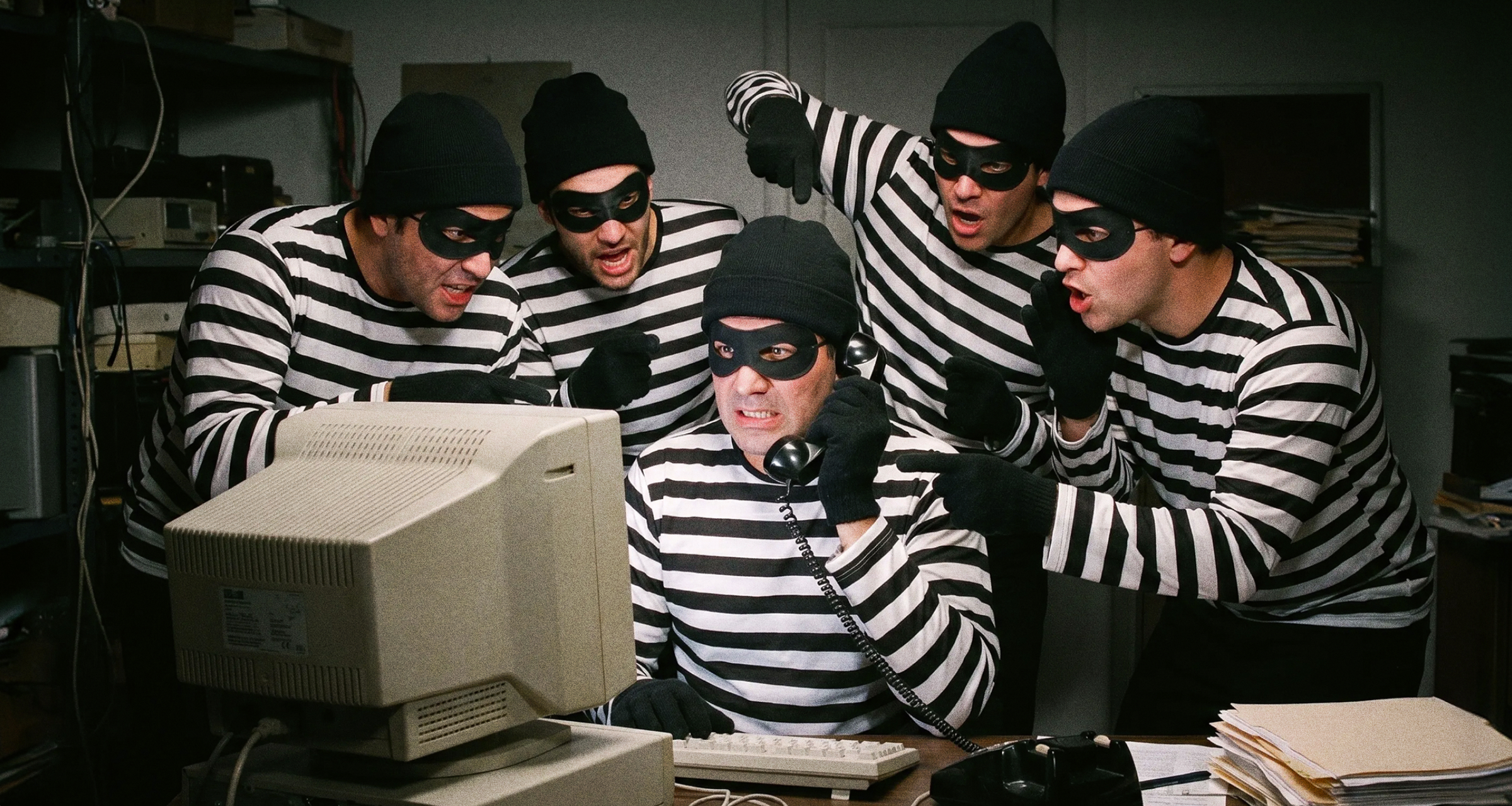 Как отличить звонок мошенников от службы безопасности банка