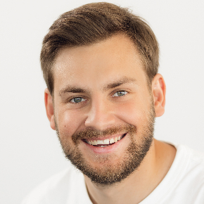 Константин Снегов